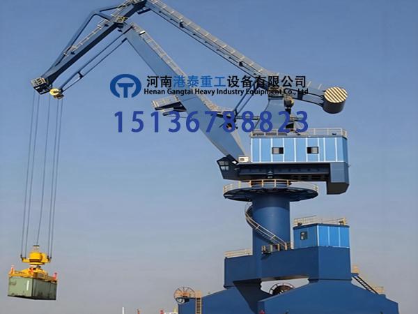 门座式起重机为什么采用回转式设计